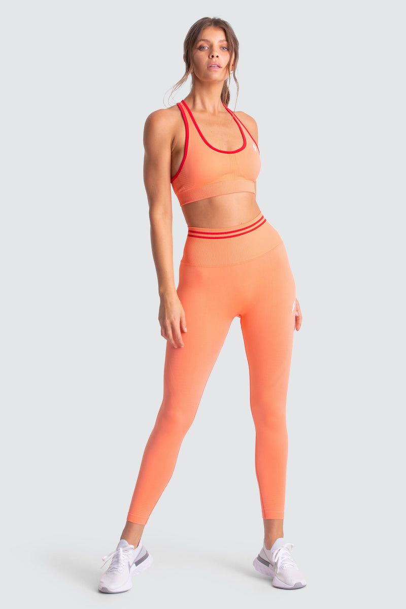 DYE Scrunch Seamless Crop by Doyoueven Online, THE ICONIC